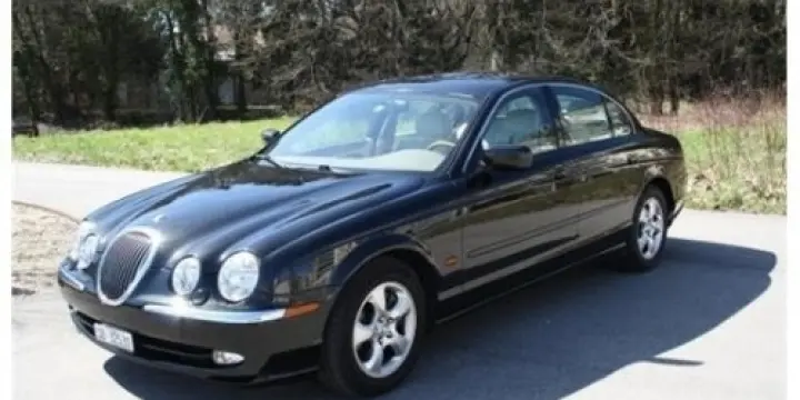 Jaguar S-Type 4.0 V8