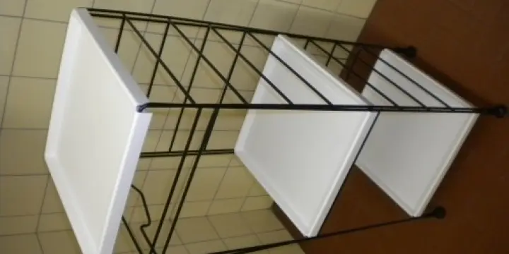 Belle étagère blanche salle de bains
