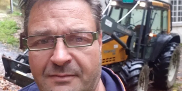 Cherche charmante Dame séparée ou seul.