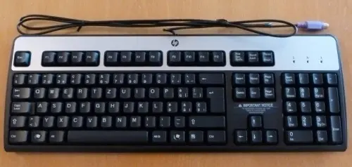 Clavier HP noir, neuf à Nyon