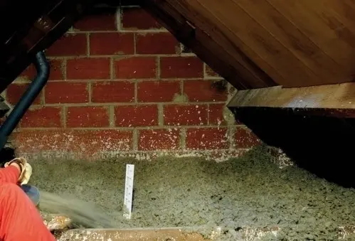 Isolation des combles perdus à Brügg