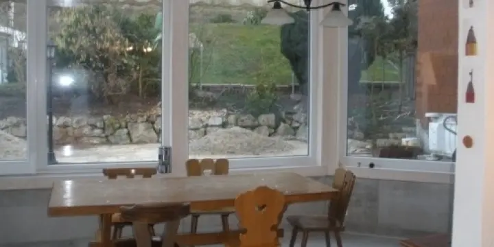 Appartement 5.5 dans grande maison