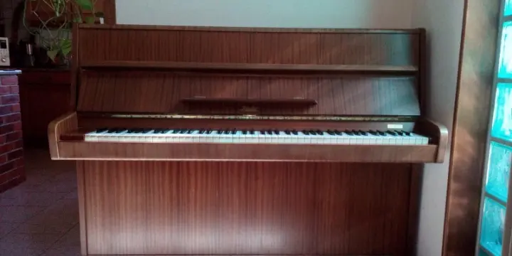 Piano Rosler