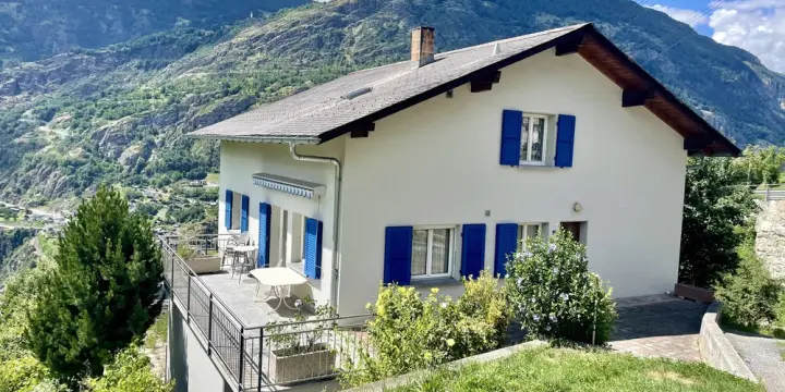 Für Eigenbedarf oder als Renditeobjekt an bester Lage in Bergdorf