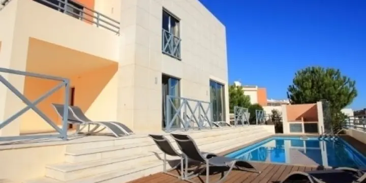 Villa 4 chambres Albufeira Ref V4-01