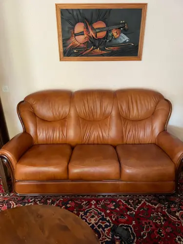 A vendre canapé 3 places en cuir