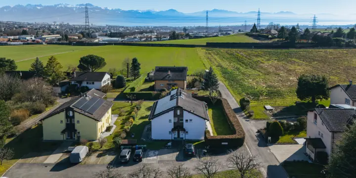 Exclusivité IMMO2Z : Belle villa mitoyenne familiale de 5.5 pièces