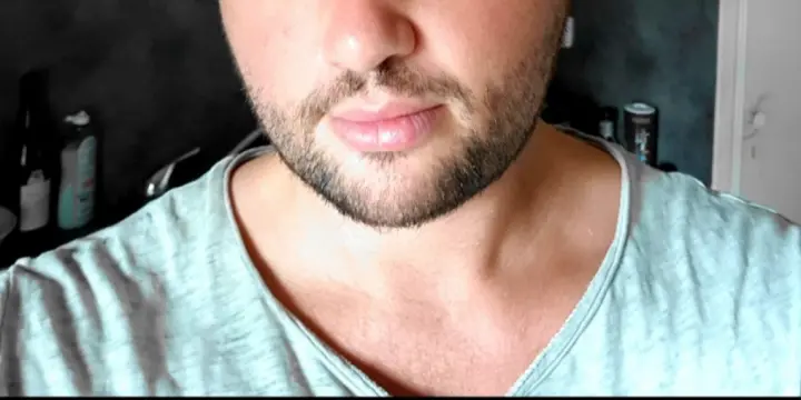 JEUNE homme naturiste (Massage relaxant et prostatique)