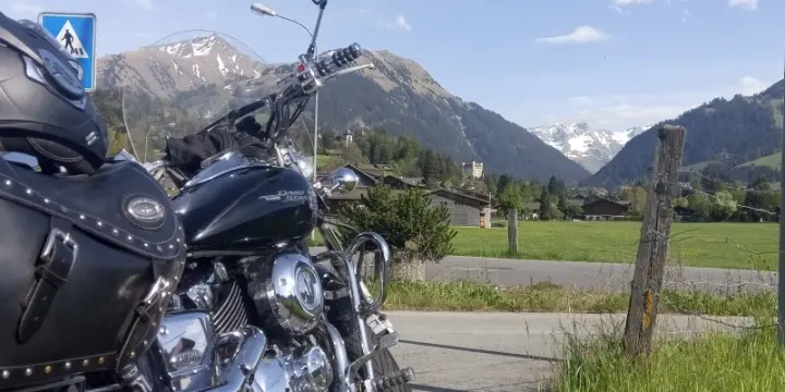 Biker cherche bikeuse ou passagère