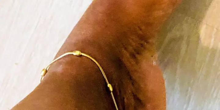 Pieds photos et vidéos en vente