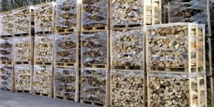 Bois de chauffage pour l'hiver 2019 À 2020