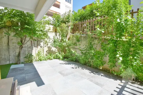 Au centre-ville de Sion 4.5 pièces avec une place de parc incluse à Sion