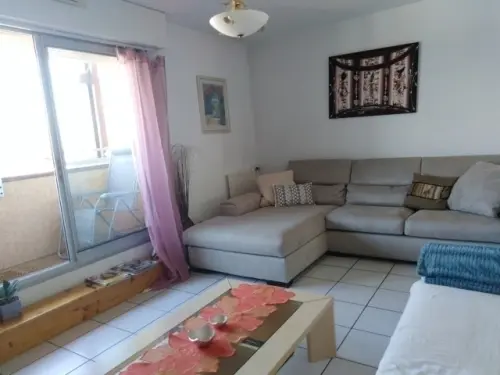Appartement duplex 5 pièces à louer en France voisine à Ferney-Voltaire