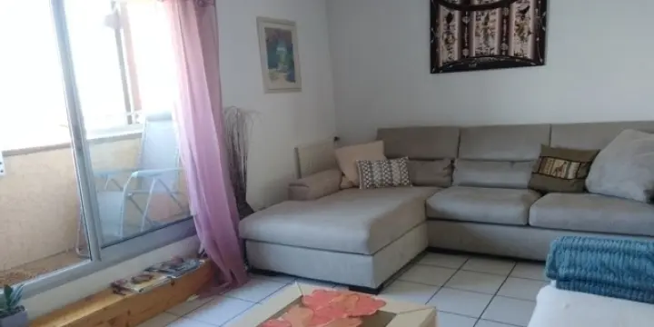 Appartement duplex 5 pièces à louer en France voisine