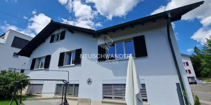 À Delémont maison locative de 2 appartements à vendre