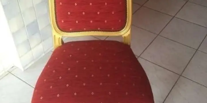4 chaises