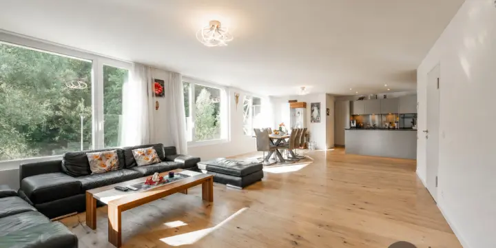 Modernes Wohnen in naturnaher Umgebung