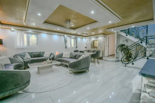 Grande maison familiale avec appartement attenant à Dorénaz à Dorénaz