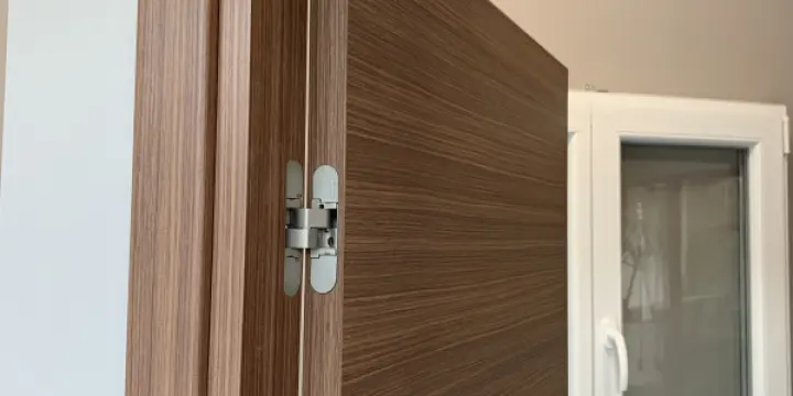 Blocs-portes âme pleine charnière invisible