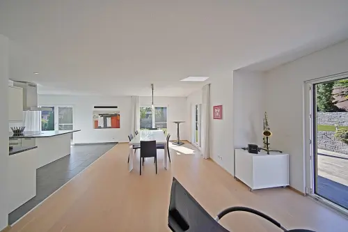 Exclusivité - Propriété coup de coeur, villa individuelle au calme