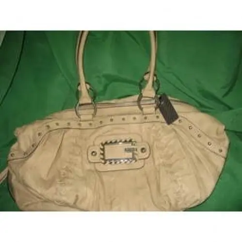 Magnifique sac Guess très beau à Sion