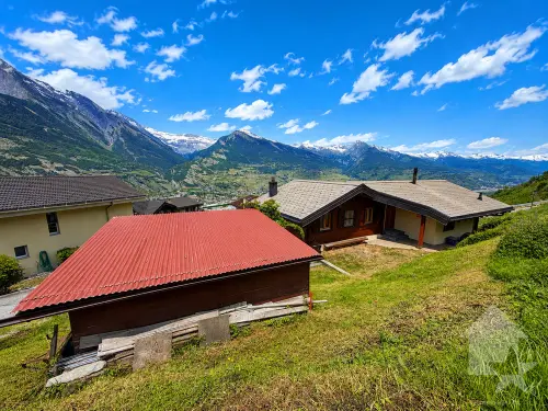 Maison chaleureuse pleine de charme avec vue panoramique à Fey (Nendaz)