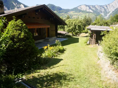 Magnifique bien à 15 minutes du Châble, au calme, avec vue imprenable à Chamoille (Sembrancher)