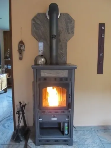 Poêle bivalent bois- pellets à Fully