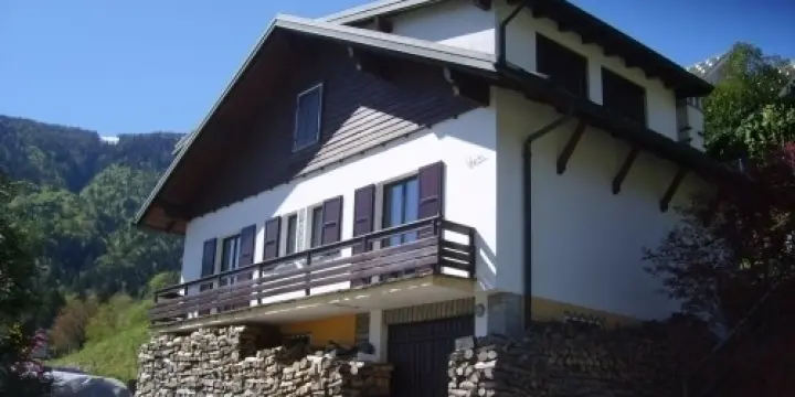 villa située dans les Alpes italiennes