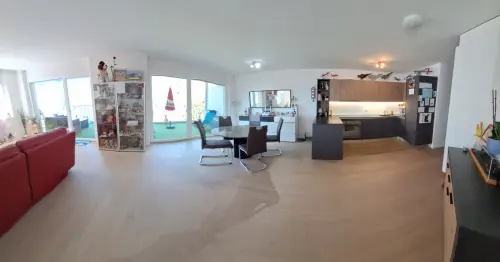 Appartement de 4.5 pièces 121m2 avec balcon de 20m2,avec vue