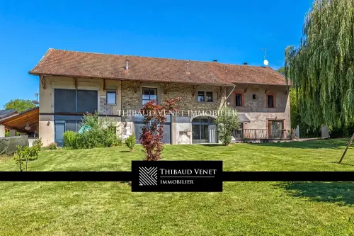 Maison de campagne rénovée à vendre, 470 M², à Challonges 74910 (30 minutes de Genève).