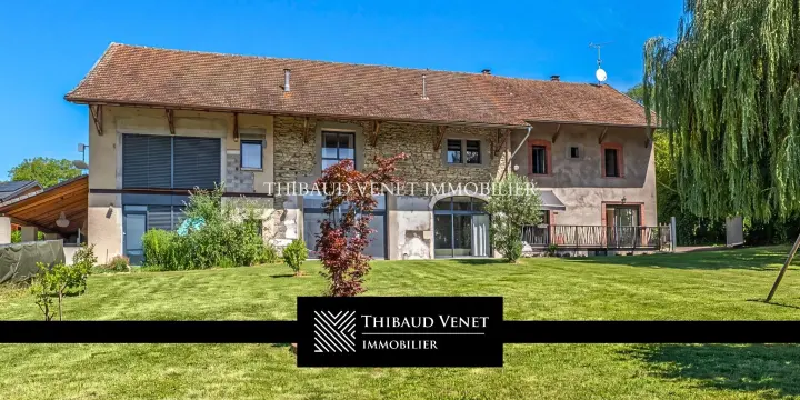 Maison de campagne rénovée à vendre, 470 M², à Challonges 74910 (30 minutes de Genève).