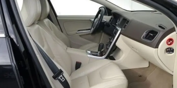 Volvo V60 D5 Summum
