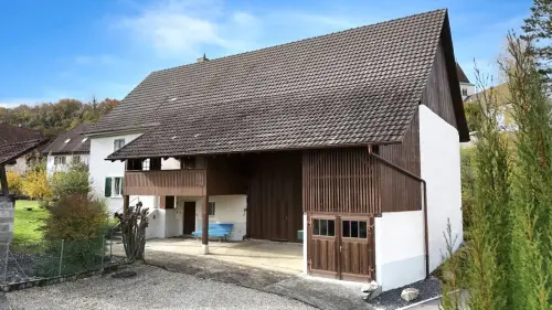 Maison de caractère de 4.5 pièces à vendre à Coeuve au Jura à Coeuve