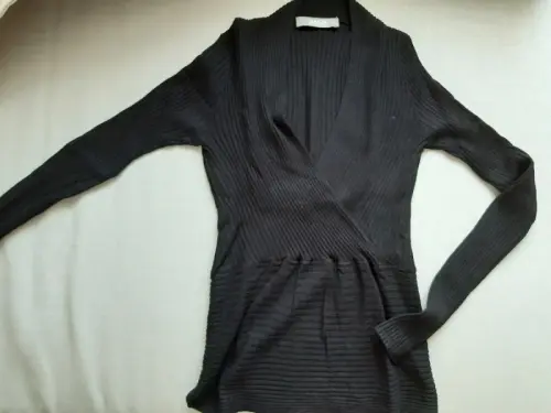Pull cache-coeur noir Oasis, taille S à Genève