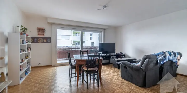 Spacieux 3.5 pièces avec balcon en plein centre-ville