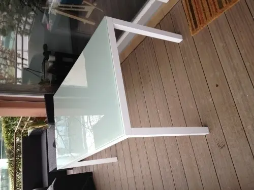 Tables à manger extérieur ou intérieur à Pully