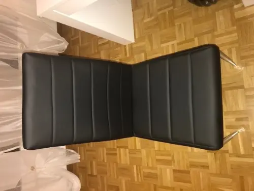 6 Chaises NOUVES en similicuir noir à Genève