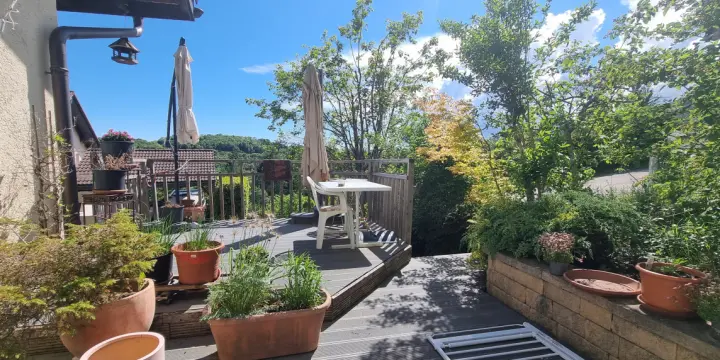 JOLIE MAISON JUMELLE 4.5 PIÈCES - UN ART DE VIVRE AU PIED DU JURA - EXCLUSIVITE