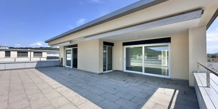 118 m² Terrasse - Ihr privates Outdoor-Wohnzimmer