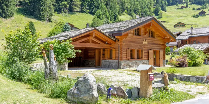 A LOUER CHALET DE CHARME 4.5 PCES A NENDAZ
