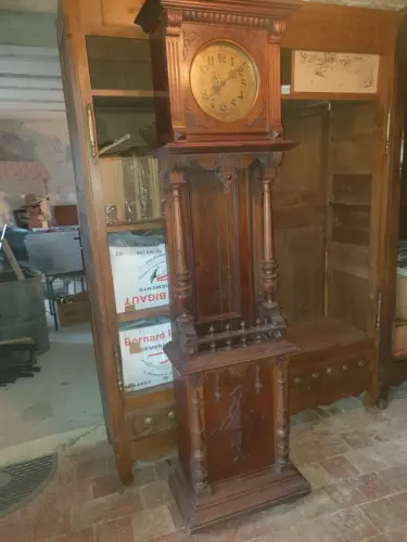Horloge Grand père à montseugny