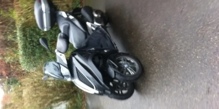piaggio yourban MP3 300
