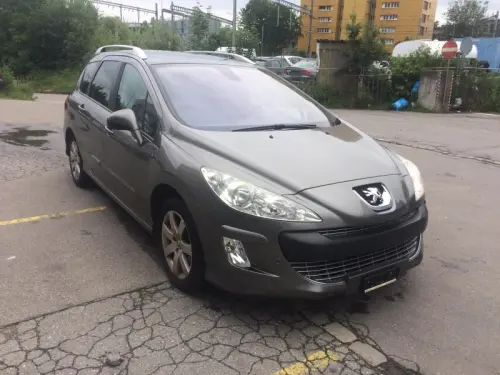 PEUGEOT 307 1.6 HDI XS (Limousine) Mémoriser CHF 2'900 à lucarno