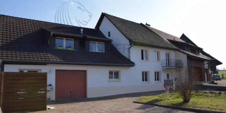 Maison locative composée de 2 appartements rénovés