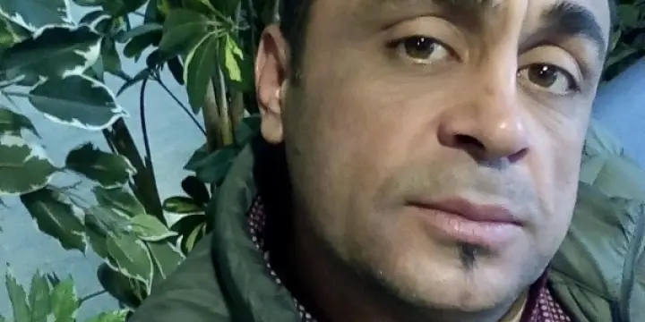 Je suis seule et sérieux
