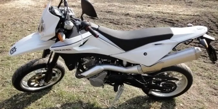 husqvarna 630 SM a vendre