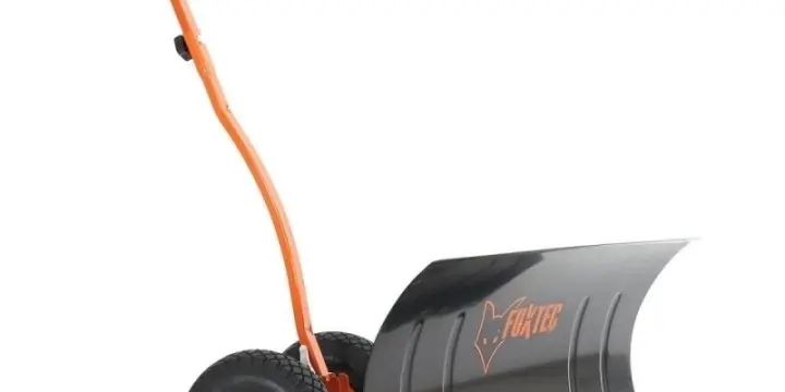 FUXTEC pelle à neige avec des roues Schneeschieber