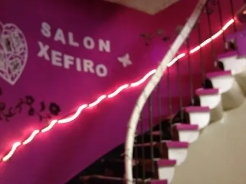 Salon xefiro au locle à la chaux de fonds