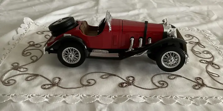 Jolie Mercedees Benz 1928